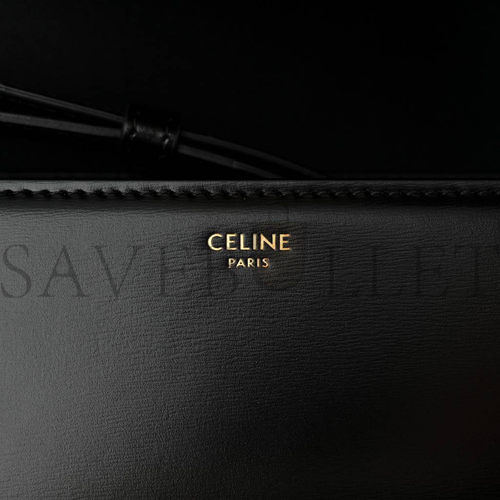 CELINE SHINY CALFSKIN MEDIUM TRIOMPHE BLACK (22*16*8cm)